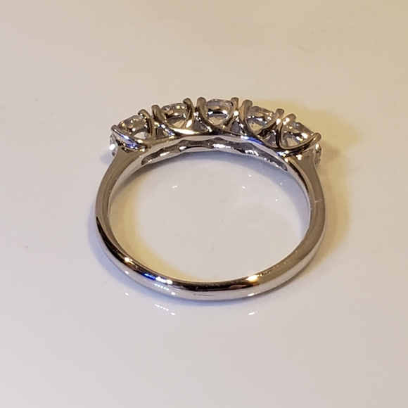 HP, 4-9 18K White Gold on 925 Silver, 1/2 Eternity Ring, Swarovski Crystals. - Picture 7 of 12